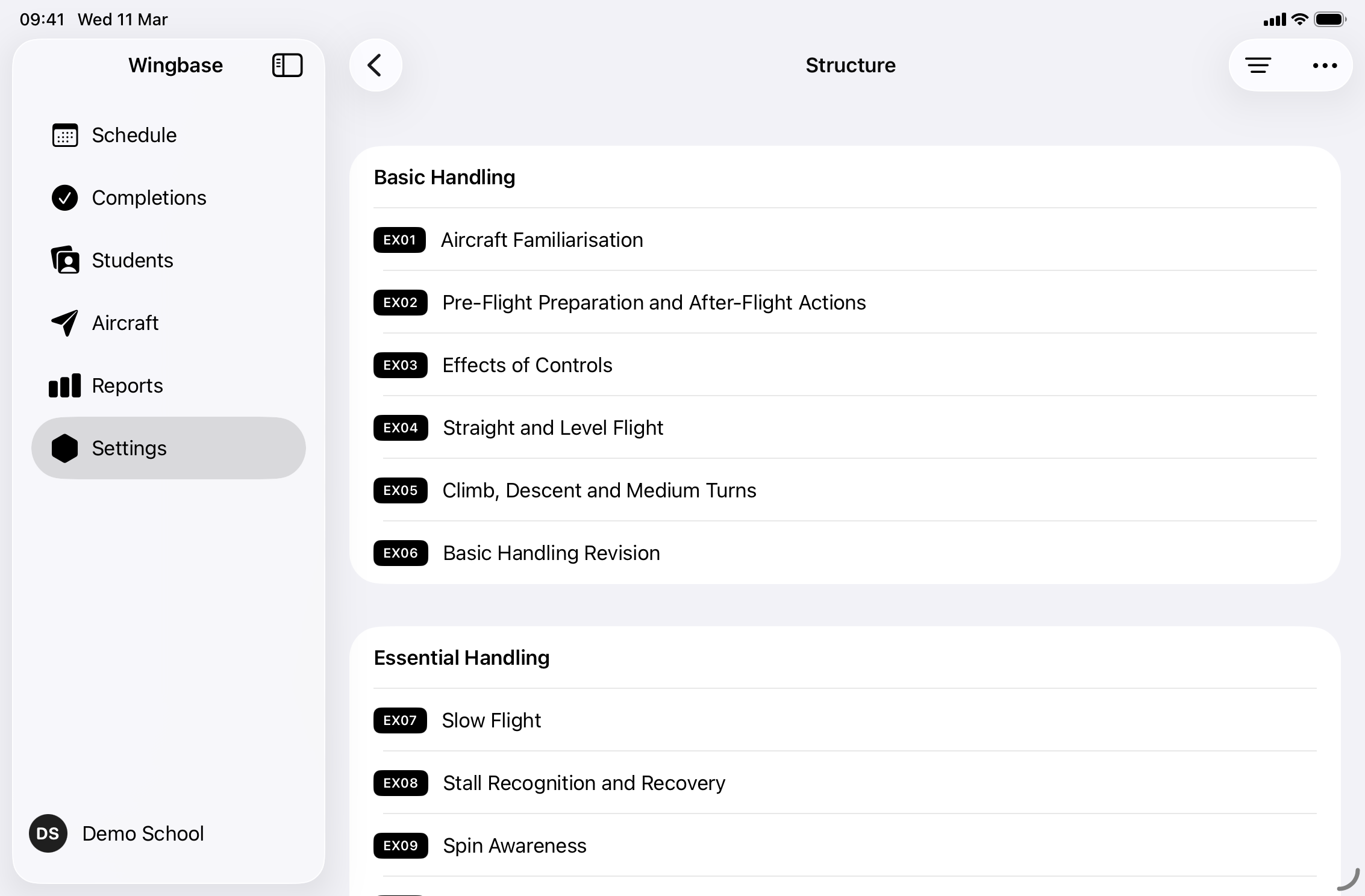 Wingbase calendar with lessons, hires and maintenance